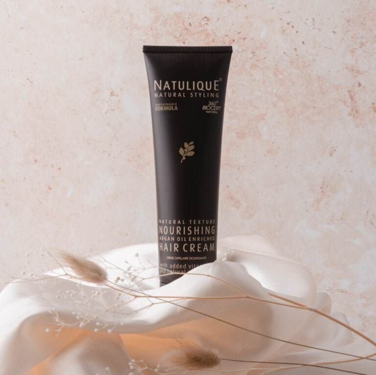 NATULIQUE-NOURISHING-HAIR-CREAM-INTERIOR-1080x1080