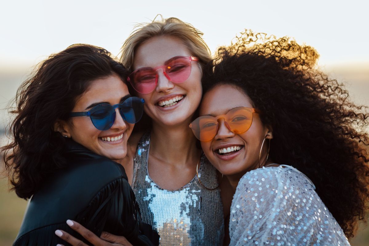 Sie sehen gerade Le balayage : quelle différence avec une coloration classique ?