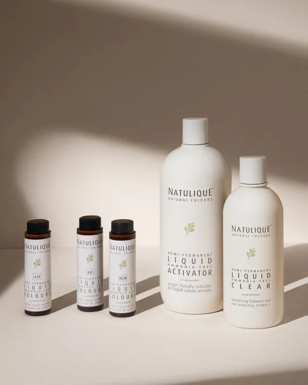 NATULIQUE-LIQUID-COLOURS-CLEAR-AND-ACTIVATOR-IN-SHADOWS-4x5-2-600x750