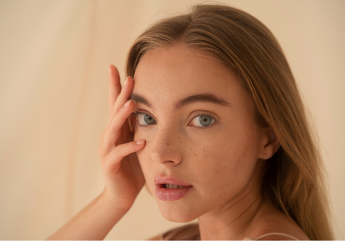 Quelle fréquence pour refaire sa coloration ? 2 coloration 1 | MCCP COIFFURE BIO