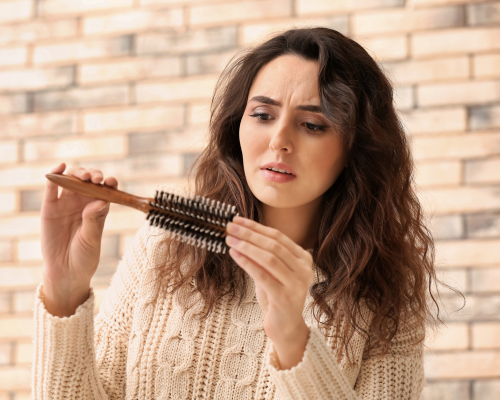 Quels aliments privilégier pour renforcer les cheveux ? 2 antichute 2 | MCCP COIFFURE BIO